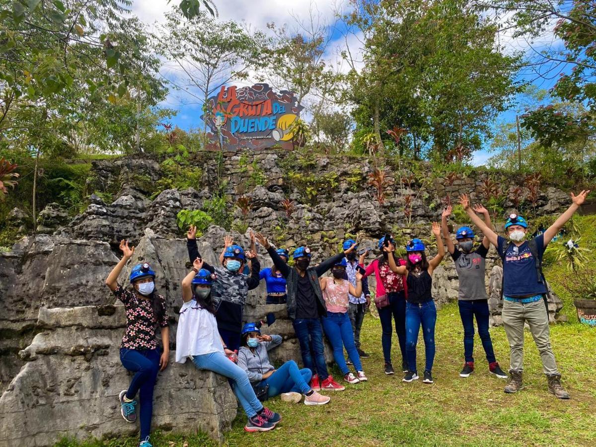 Camp La Gruta Del Duende 호텔 Cuetzalán del Progreso 외부 사진