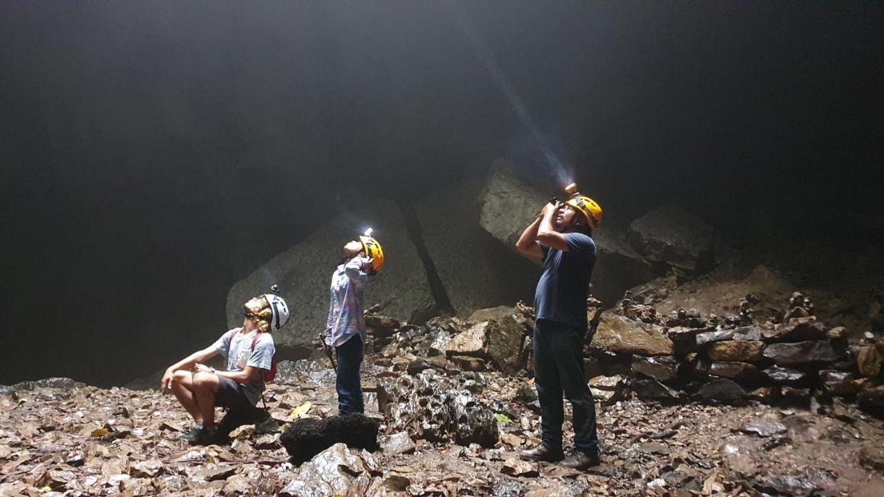Camp La Gruta Del Duende 호텔 Cuetzalán del Progreso 외부 사진